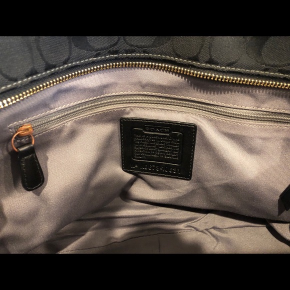 Coach Handbag - Picture 4 of 4